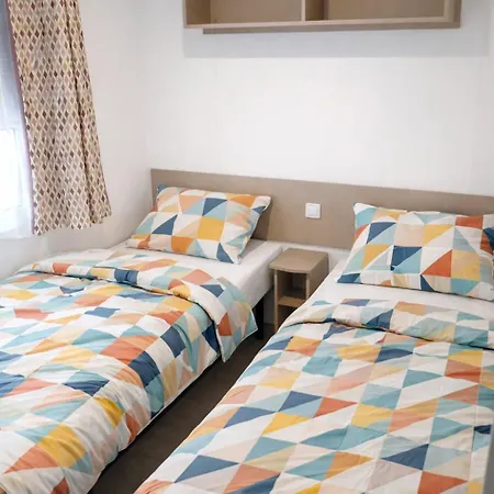 Le Cocon Des Pins - Mobilhome 6 Pers, Piscine شقة