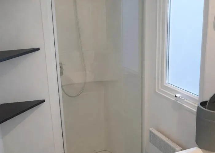 Appartement Le Cocon Des Pins - Mobilhome 6 Pers, Piscine Saint-Jean-de-Monts