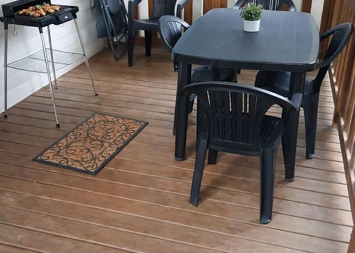 Appartement Le Cocon Des Pins - Mobilhome 6 Pers, Piscine Saint-Jean-de-Monts